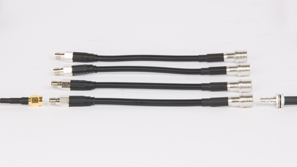 QMA-to-SMA adapters (Pack of 4)